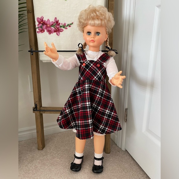 Vintage Wendy Walker Doll, 32” Tall - Picture 2 of 12